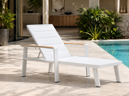 Asoleadora CEDAR en aluminio y textilene para zona de piscina