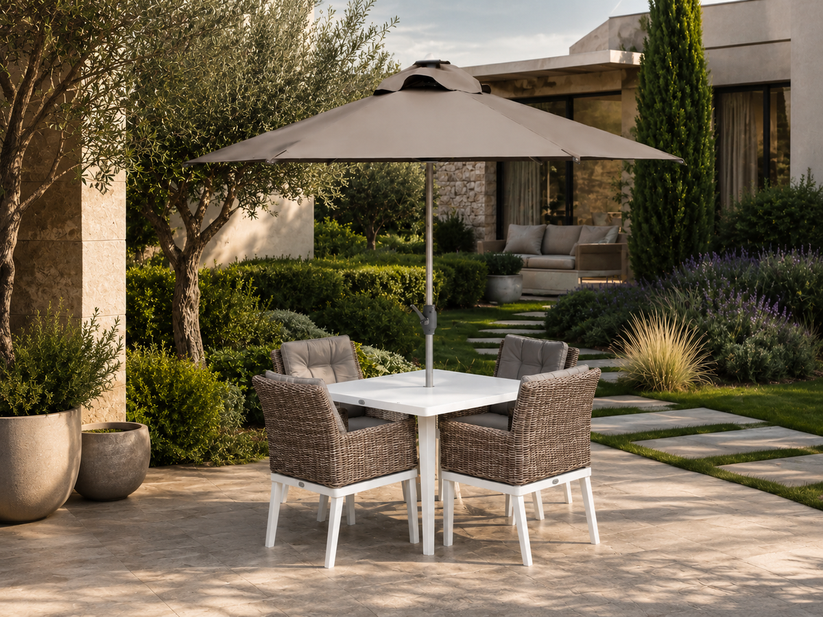 Comedor MARATUA de 4 puestos para terraza exterior con sombrilla