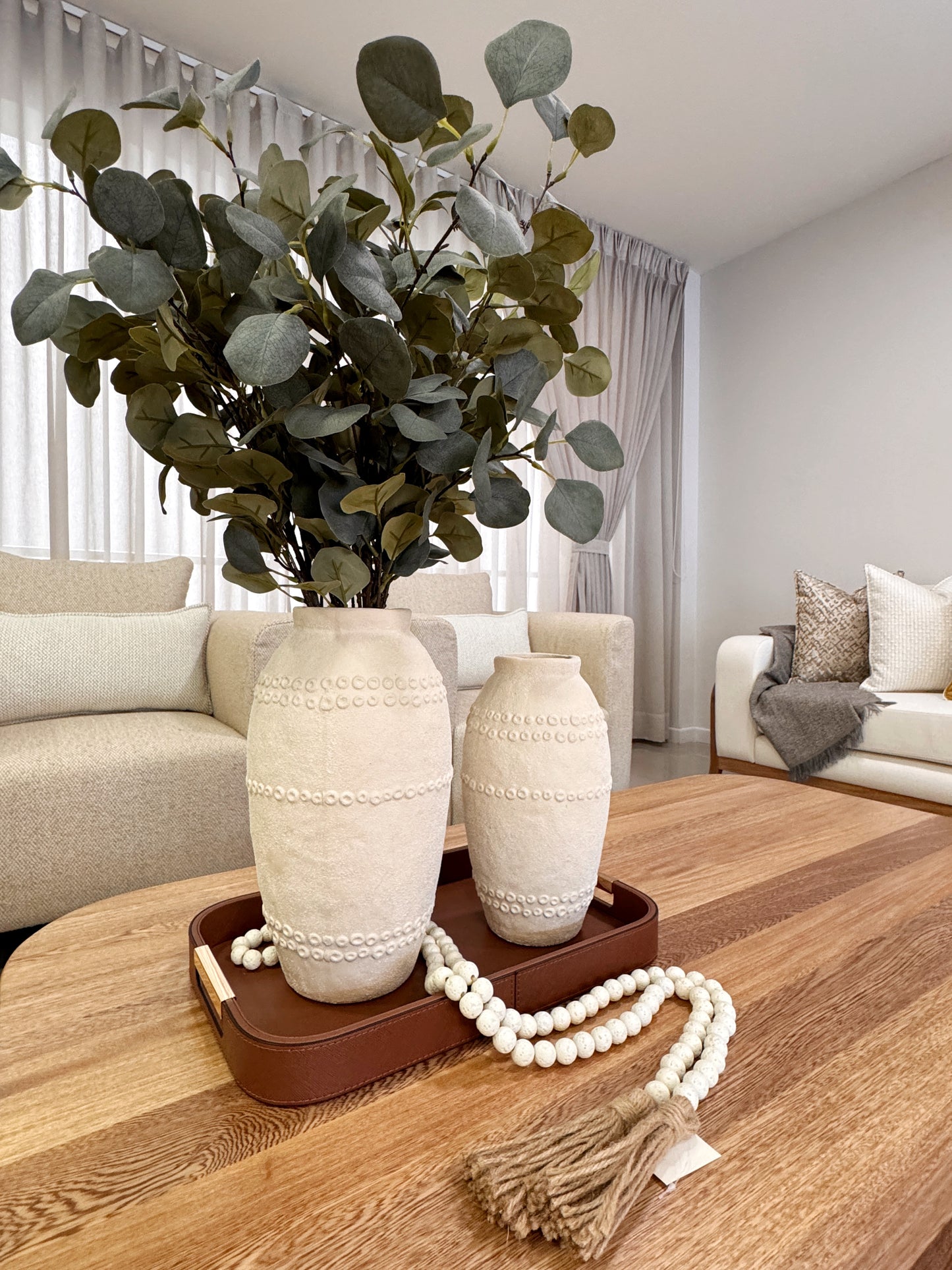 Jarrones Decorativos Rusticos Beige de Marmolina - 2 Tamaños