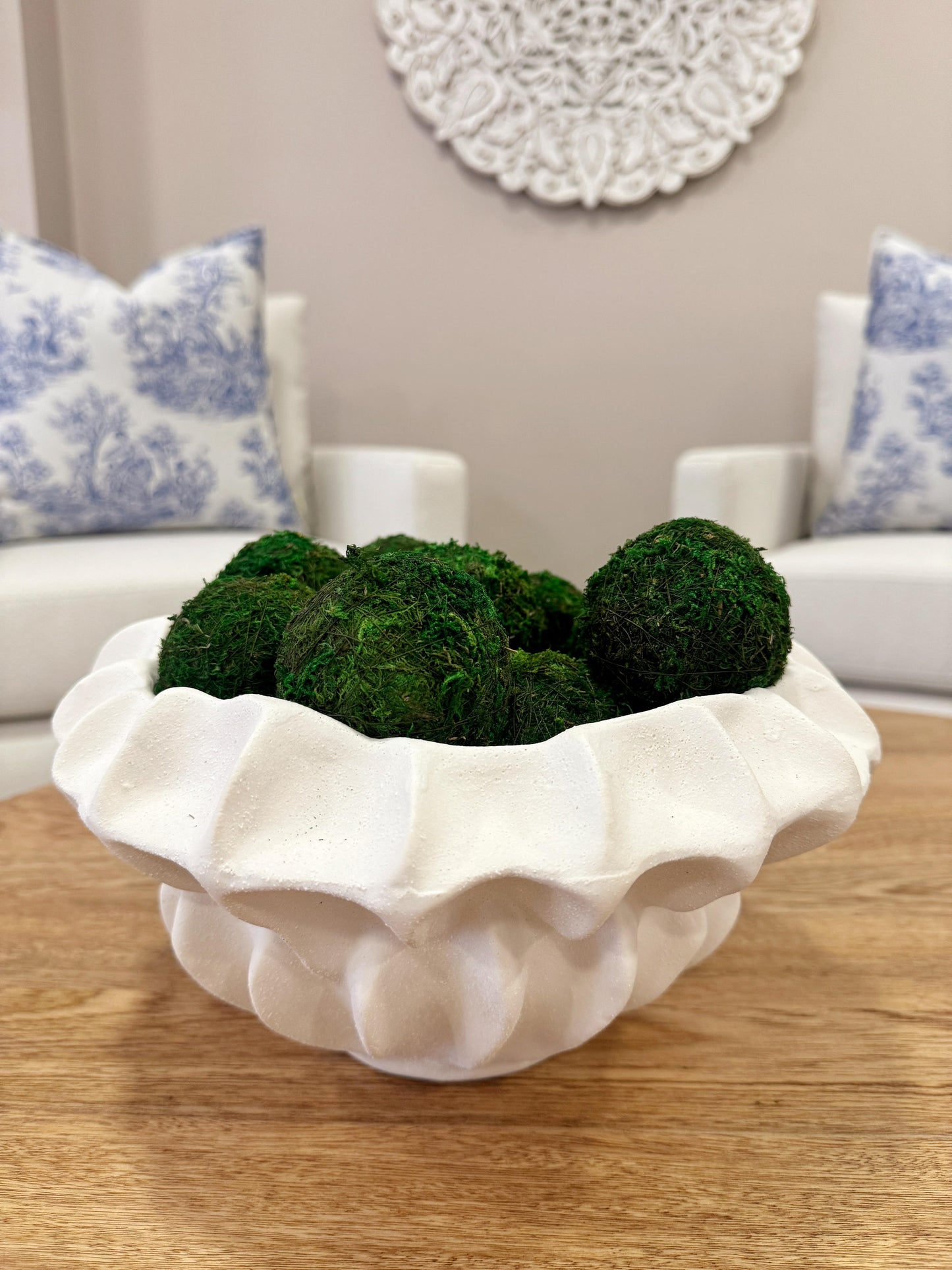 Jarrones blancos con textura en resina, floreros decorativos minimalistas para sala