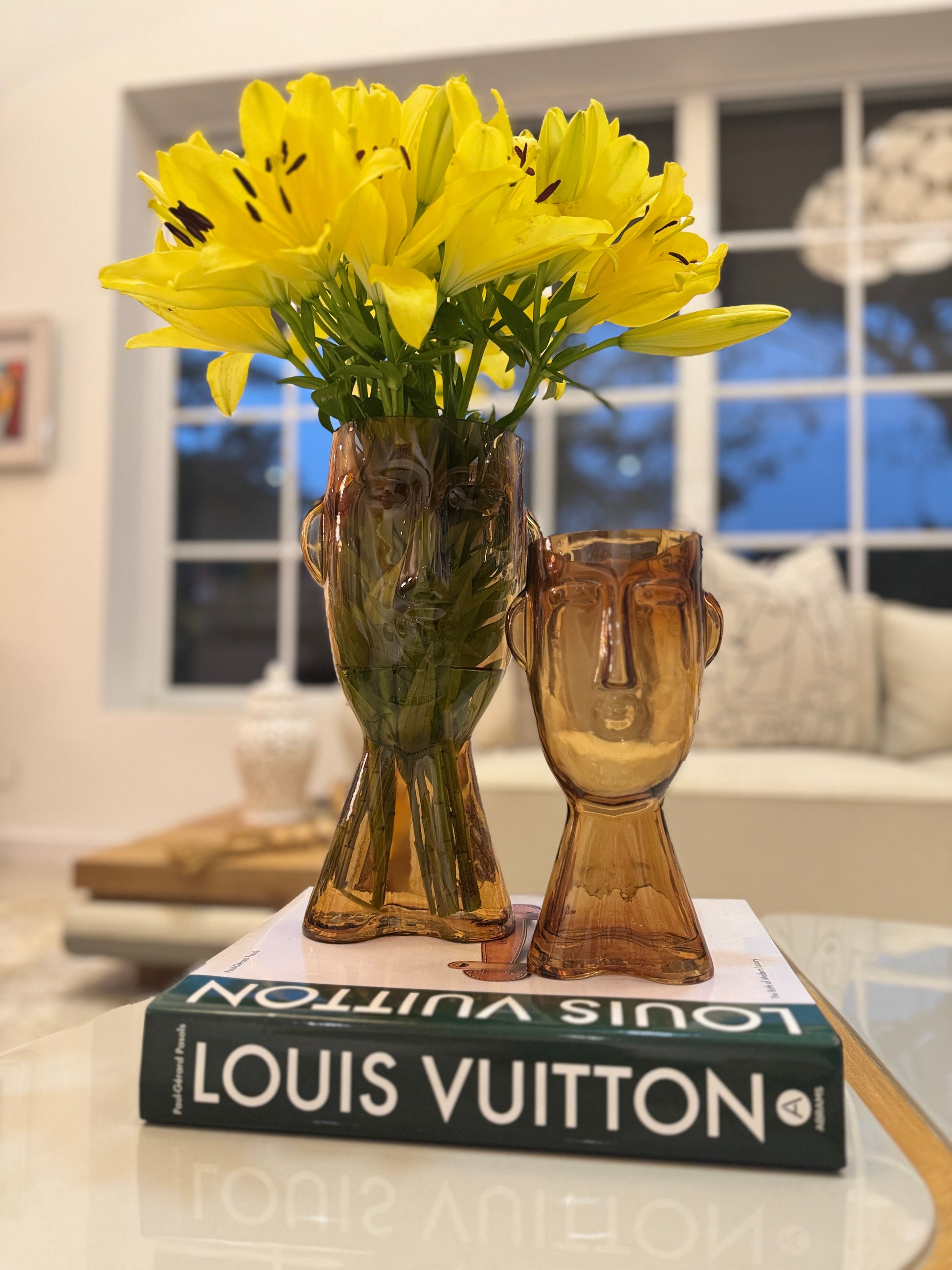 Jarrones de cristal ámbar con forma de caras, disponibles en 31cm y 23cm de altura, floreros decorativos artísticos