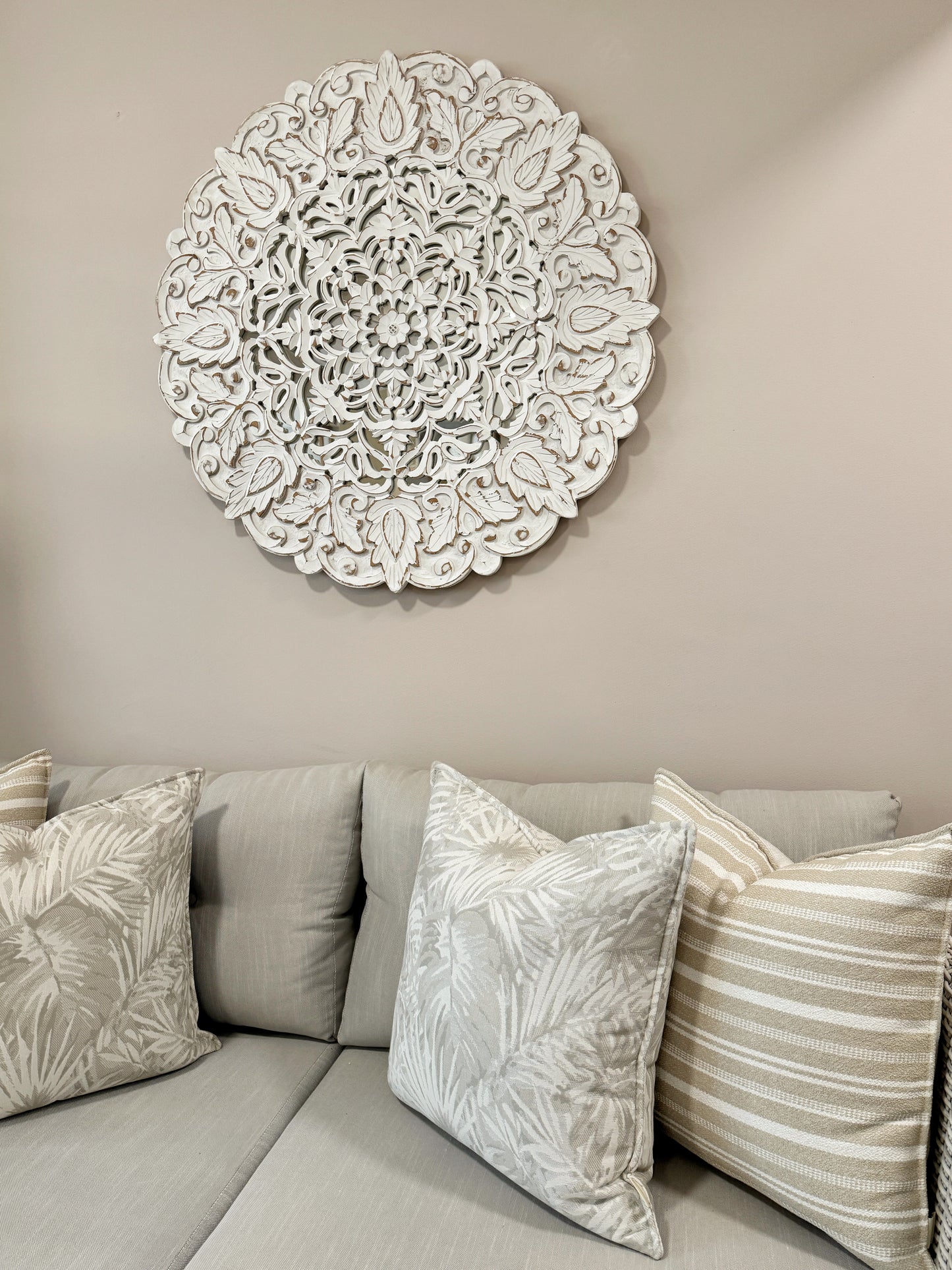 Mandala decorativa redonda de madera tallada con espejo, arte de pared artesanal importado de India