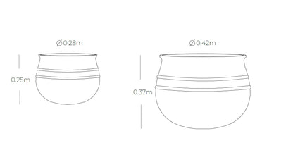 Materas SAKA en creastone con orificio de desagüe, set apilable para plantas de exterior e interior