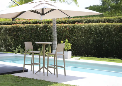 Mesa bar SOLE taupe con silla bar PREGO beige, conjunto de tecnopolímero para bar
