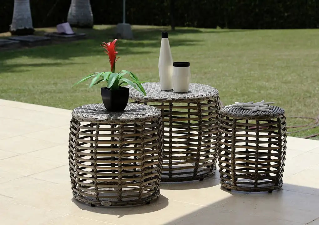 Vista de mesas auxiliares PATTAYA, set de 3 mesas apilables de aluminio para terraza cubierta
