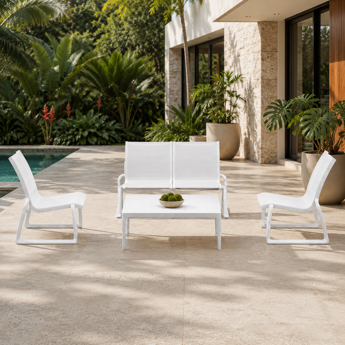 Sala MARE blanca con sofá doble y dos sillones para terraza exterior