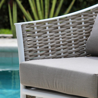 Vista de sala GUAJIRA blanca, conjunto de sofás de aluminio con fibra termoplástica para balcón
