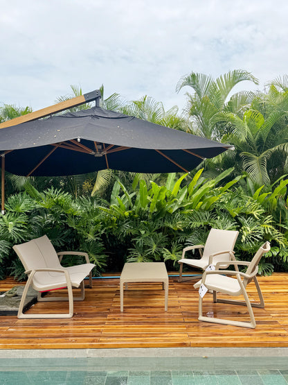 Set de sala MARE, sala de resina desmontable y apilable apta para intemperie y piscina
