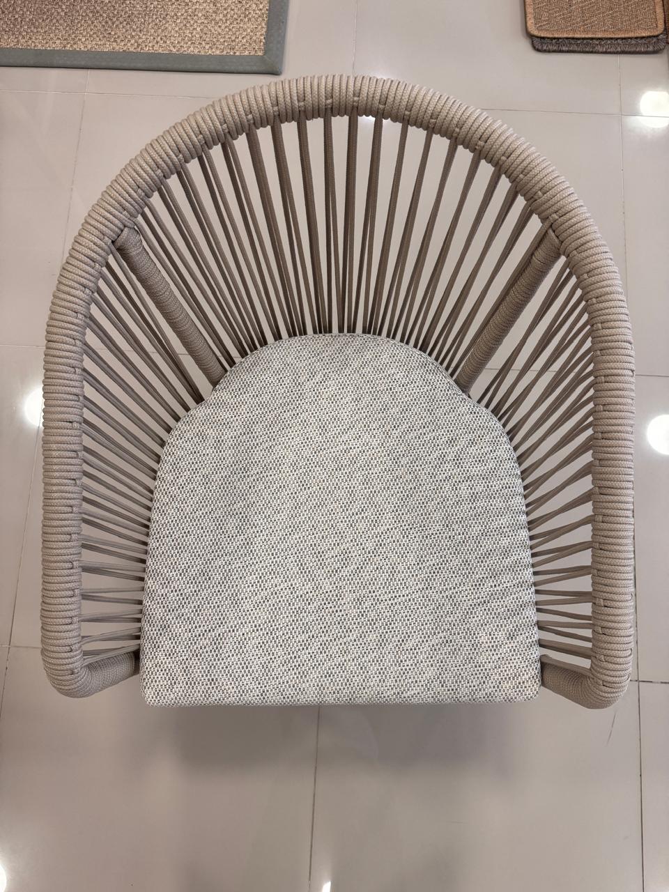 BOWDON chair