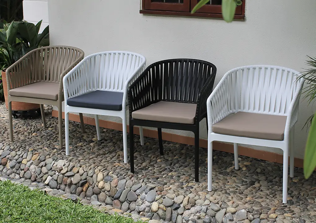 Silla COSTEIRA, silla de polipropileno apilable apta para intemperie para piscina y terraza
