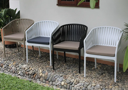 Silla COSTEIRA, silla de polipropileno apilable apta para intemperie para piscina y terraza
