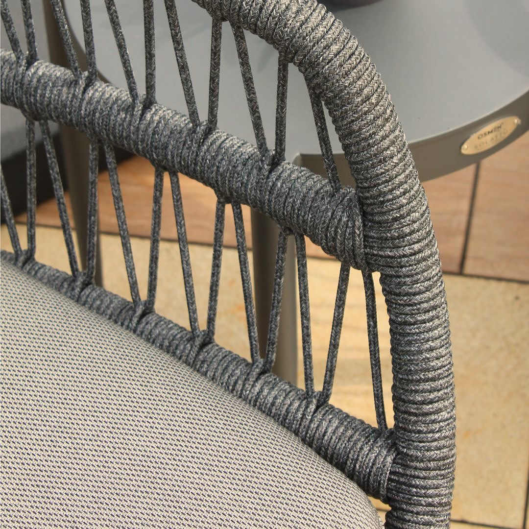 Silla mecedora BARICHARA, mecedora de aluminio con cuerdas de poliéster y cojines gris oscuro

