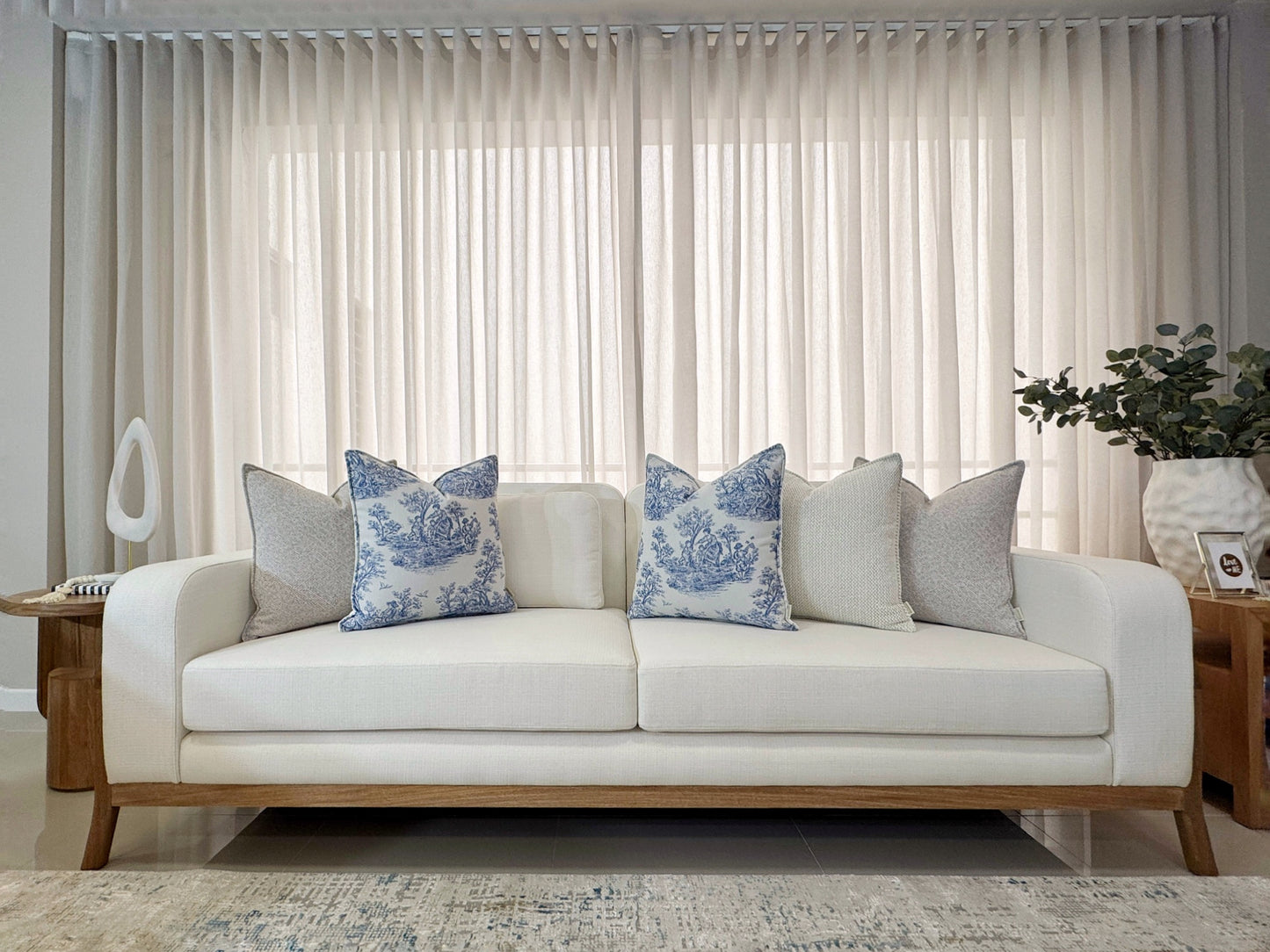 Sofá tapizado en tela con base de madera flor morado, mobiliario interior de alta calidad