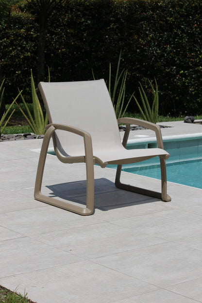 Vista de sofá sencillo MARE taupe, sofá de resina con protección UV para piscina