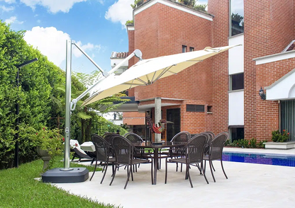 Detalle de sombrilla MENORCA cuadrada, parasol de aluminio color acero para exterior