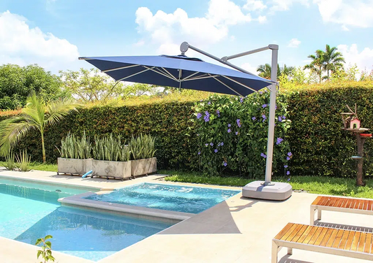 Sombrilla PALMA cuadrada con rotación 360°, parasol de aluminio color gris con base con ruedas para jardín